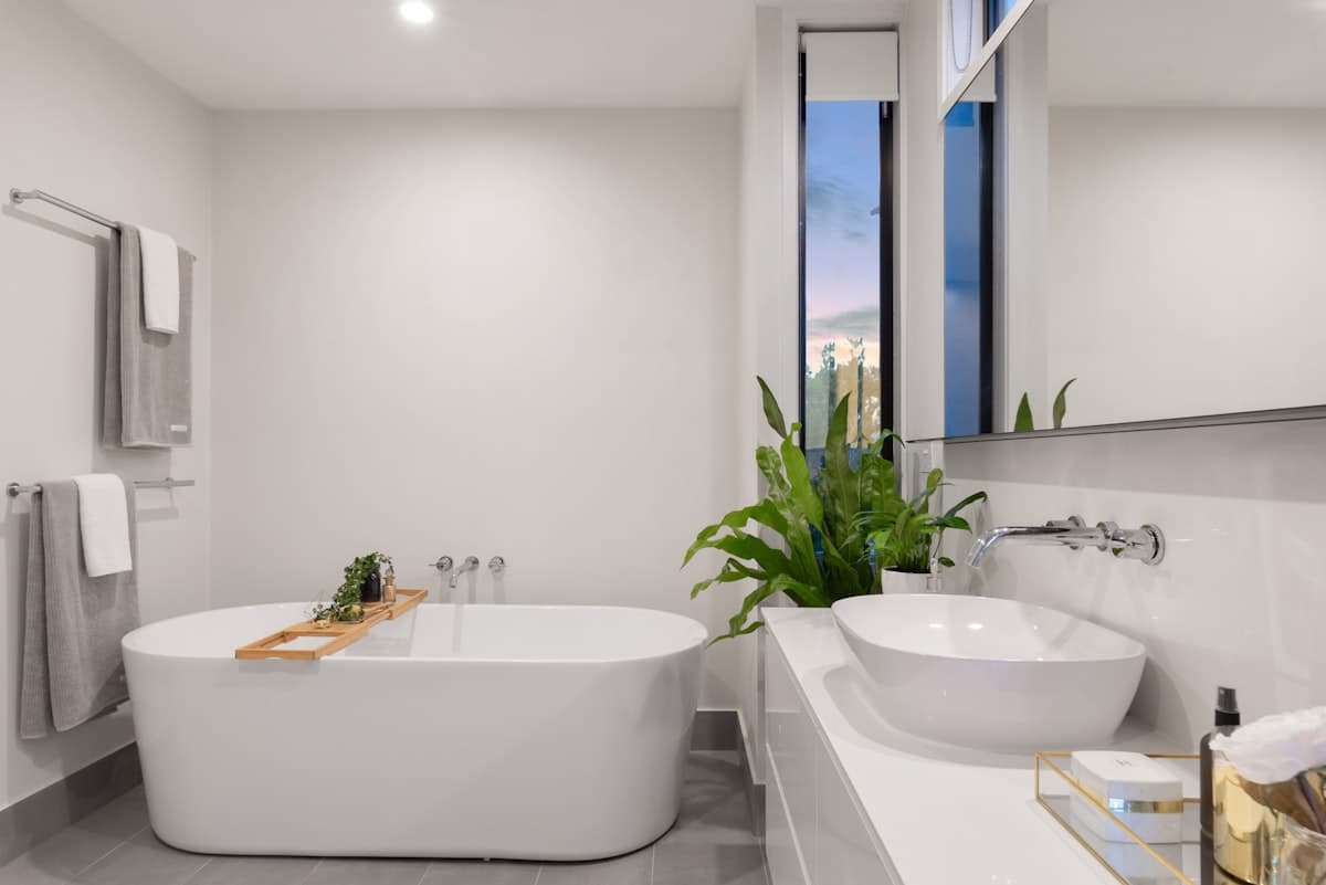 The Ultimate Guide to Walk-in Shower Installation in NYC & NJ